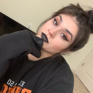 Meet your Posher, Noemi